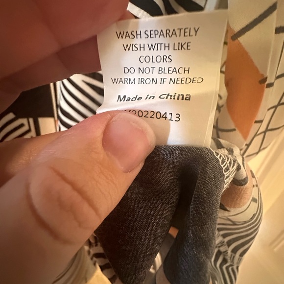 Amazon Black and White Long Sleeve Dress with Orange Accents - Picture 5 of 6